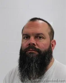 Mugshot of WILLIAM ESTAL TICHNOR