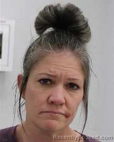 Mugshot of AMANDA ANN HEYMAN