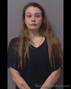Mugshot of CYERRA NAKOMIS PEOPLES
