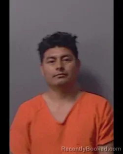 Mugshot of MARIO SANTIZ MENDEZ