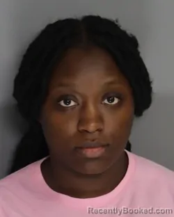 Mugshot of TYQUESHA SMITH