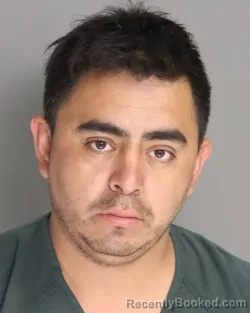 Mugshot of OSCAR MONTIEL JACINTO