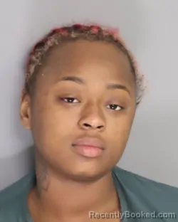 Mugshot of IYANNA GLOVER