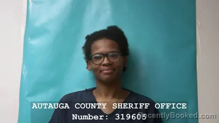 Mugshot of JAKERA LANAY LUVERT
