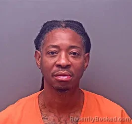 Mugshot of RODERICK LAVAR HEARD