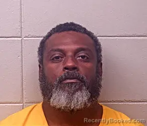 Mugshot of CORNILIUS ROSHELL SLEDGE