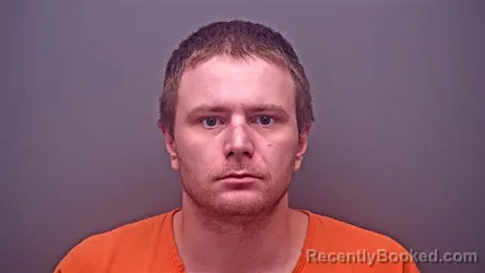 Mugshot of DUSTIN DEWAYNE GILBERT
