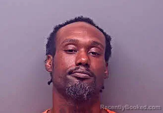 Mugshot of DOMINIQUE OLAJUWON THOMAS booked in Baldwin County, Alabama on April 29, 2026