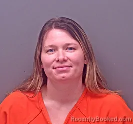 Mugshot of JULIA MARIE HALLIDAY