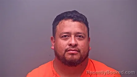 Mugshot of ROSNELD ERAZO AVILA