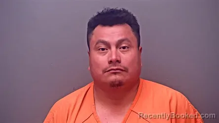 Mugshot of BONOFILIO LUDIVER VELAZQUEZ-DIAZ