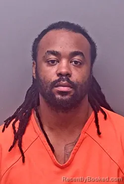 Mugshot of DASHAUNTI SHAINEEM BOOKER