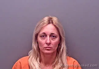 Mugshot of AMBER LYNN WILLIAMS booked in Baldwin County, Alabama on May 7, 2026