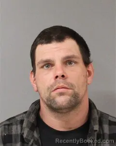 Mugshot of JUSTIN MARSHALL