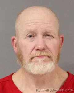 Mugshot of DARREL LOWE