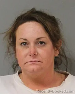 Mugshot of CHANDA POPE