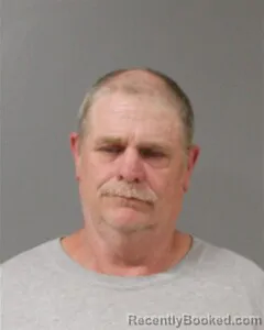 Mugshot of EVERETT ARRINGTON