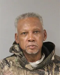 Mugshot of BENNY GRAVES