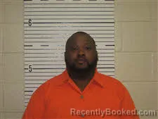 Mugshot of WILLIE HENRY PETERSON