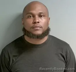 Mugshot of Travis Dunn Jr