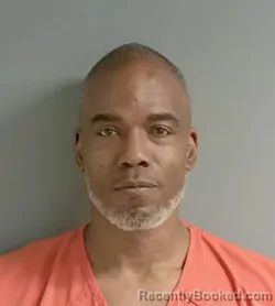 Mugshot of Leander Mathews