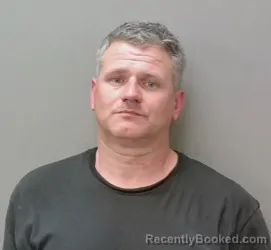 Mugshot of Dustin Thrash