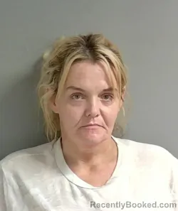 Mugshot of Laura Winton booked in Calhoun County, Alabama on June 23, 2026