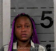 Mugshot of Dionne Lashae Smith
