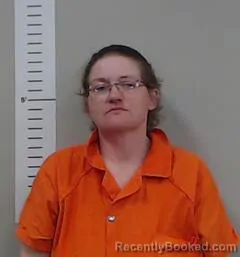 Mugshot of LASHANDA HEWETT