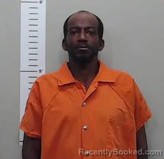 Mugshot of VONDALE SMITH