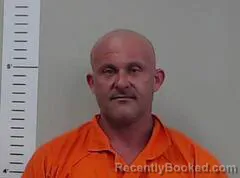 Mugshot of SCOTT DEVAUGHN booked in Chilton County, Alabama on April 4, 2026