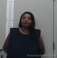 Mugshot of TAISHA SANDERS