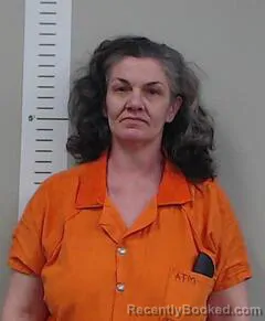 Mugshot of TONYA CRUISE booked in Chilton County, Alabama on April 28, 2026