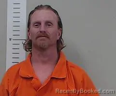 Mugshot of DANIEL MANN