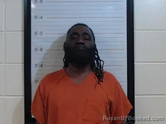 Mugshot of MICHAEL DOREAL SMITH