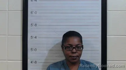 Mugshot of CONCHETTA LATESE WARREN