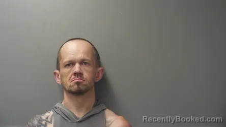 Mugshot of WILLIS WAYNE KEVIN booked in Colbert County, Alabama on April 4, 2026