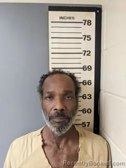 Mugshot of WILLIE LEE GLOVER