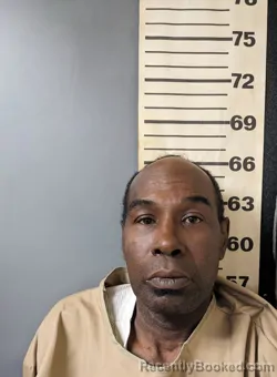 Mugshot of DARON D HOWARD