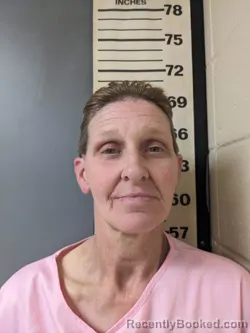 Mugshot of SUZZANE JADE SOMMA