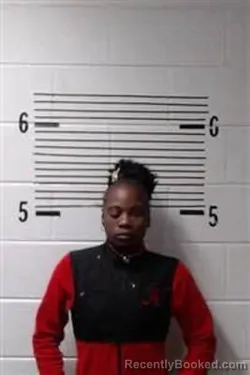 Mugshot of E GOLDSMITH-TOLLIVER