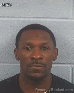 Mugshot of JERON BLUNT