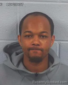 Mugshot of TARDARIUS SANDERS