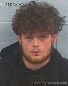 Mugshot of DAKOTA EVANS