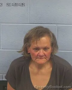 Mugshot of STEPHANIE TAYLOR
