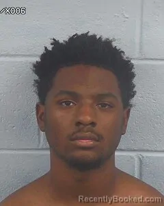 Mugshot of JAVAR WOODS booked in Etowah County, Alabama on April 17, 2026