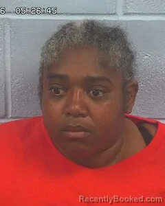 Mugshot of BEATRICE AMMONS booked in Etowah County, Alabama on April 29, 2026