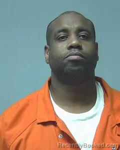 Mugshot of DAMIAN MACKEY