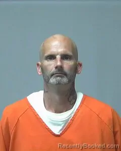 Mugshot of JONATHAN OWENS booked in Escambia County, Alabama on March 27, 2026