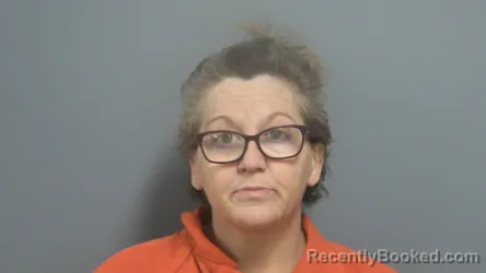 Mugshot of LISA DANIELLE REEVES